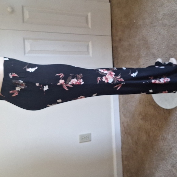 Boho Black Floral Wide-Leg Pants – Size Large - Picture 2 of 5